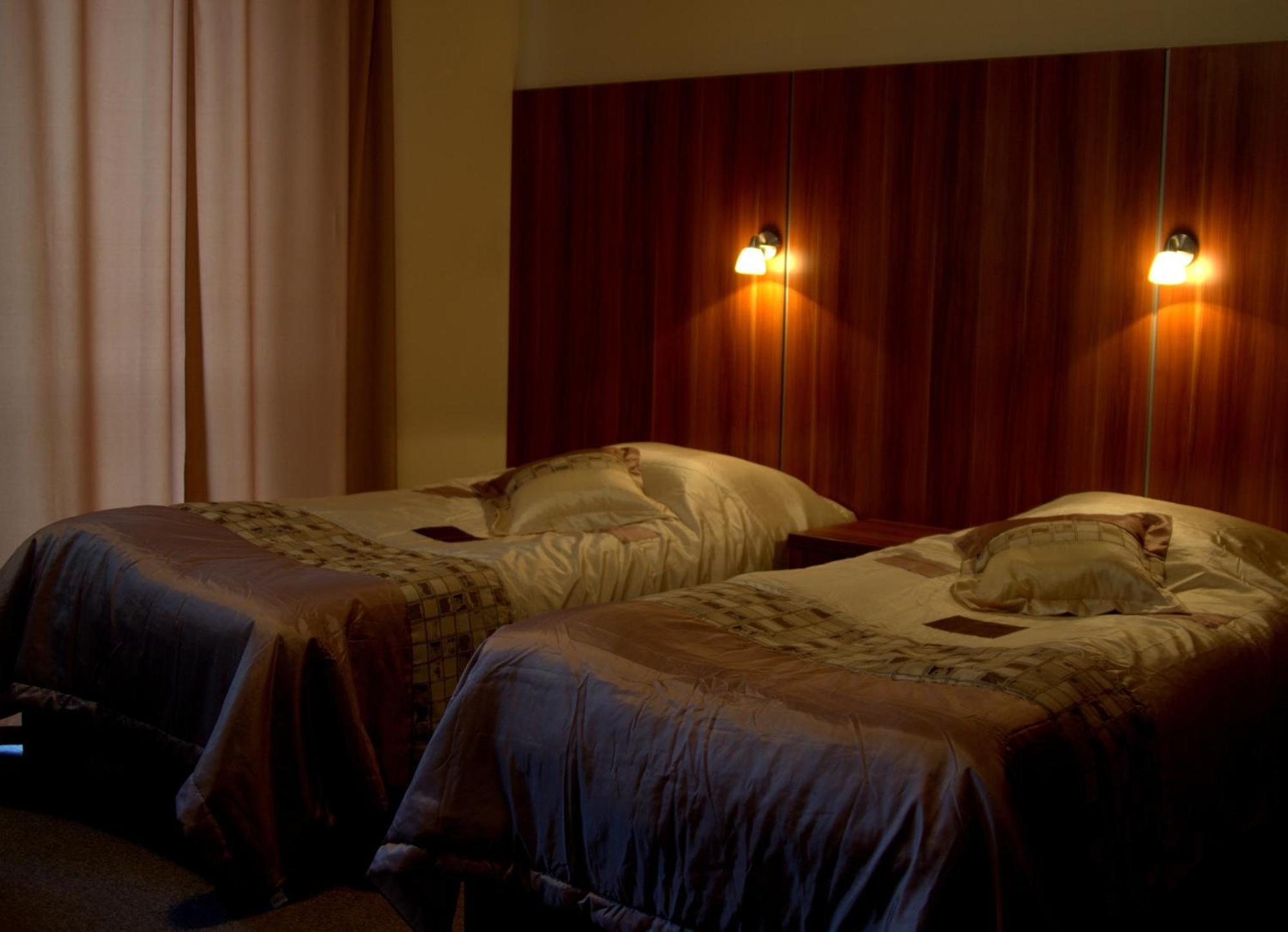 Warsaw Apartments Magnolie Room photo